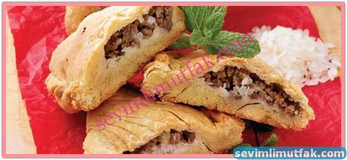 Kavurmalı Börek Tarifi Kavurmalı Börek Tarifi