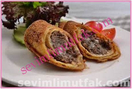 Kıymalı Kaşarlı Avcı Böreği Nasıl Yapılır? Kıymalı Kaşarlı Avcı Böreği Nasıl Yapılır?
