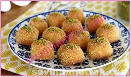 İrmikli Kesme Tatlısı Nasıl Yapılır? İrmikli Kesme Tatlısı Nasıl Yapılır?