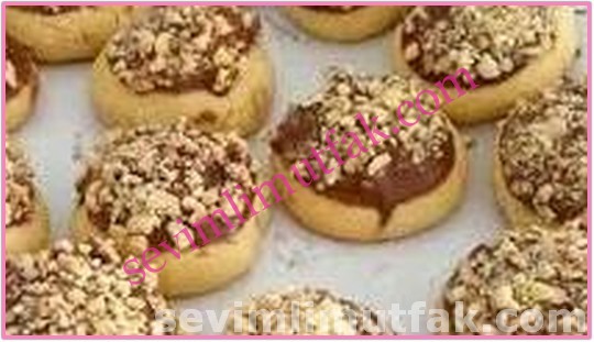 Krem Şantili Kurabiye Nasıl Yapılır? Krem Şantili Kurabiye Nasıl Yapılır?