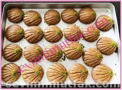 İstiridye Tatlısı Nasıl Yapılır? İstiridye Tatlısı Nasıl Yapılır?