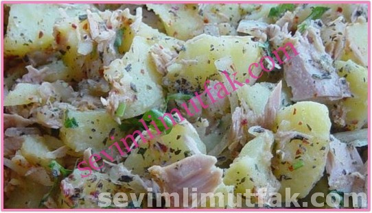 Ton Balıklı Patates Salatası Nasıl Yapılır? Ton Balıklı Patates Salatası Nasıl Yapılır?