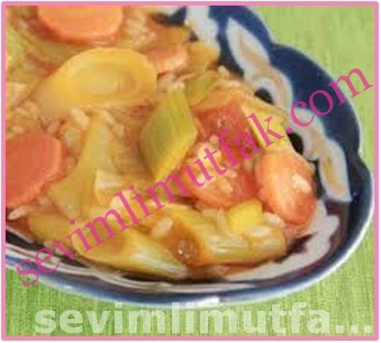 Portakal Suyunda Pırasa Yemeği Nasıl Yapılır? Portakal Suyunda Pırasa Yemeği Nasıl Yapılır?