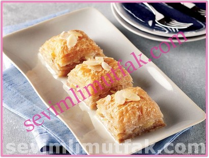 Sütlü Nuriye Tatlısı Nasıl Yapılır? Sütlü Nuriye Tatlısı Nasıl Yapılır?