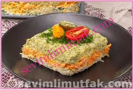 Üç Renkli Brokoli Salatası Nasıl Yapılır?