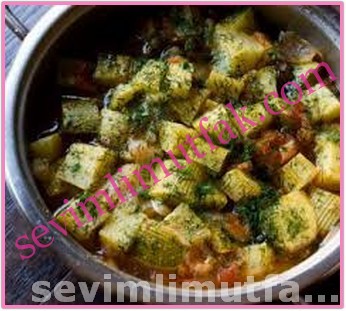 Zeytinyağlı Kabak Yemeği Nasıl Yapılır? Zeytinyağlı Kabak Yemeği Nasıl Yapılır?