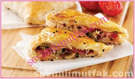 Pastırmalı Börek Nasıl yapılır? Pastırmalı Börek Nasıl yapılır?