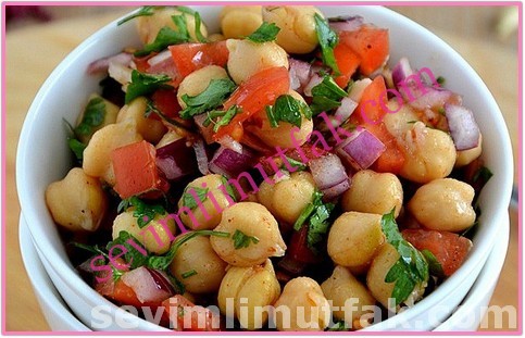 Nohut Salatası Nasıl Yapılır? Nohut Salatası Nasıl Yapılır?
