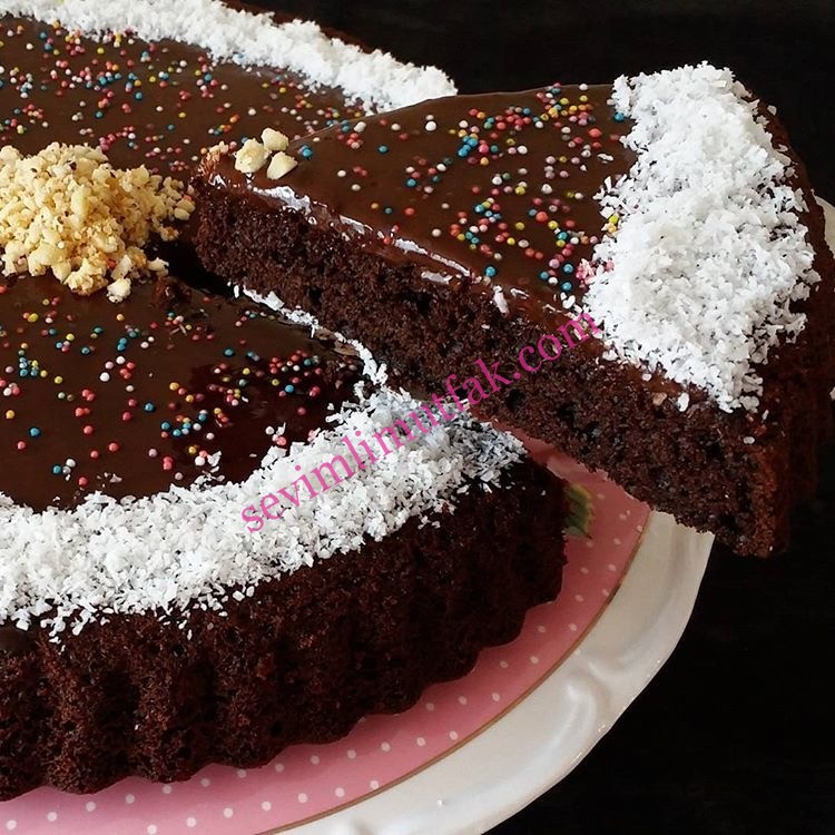 Çikolatalı Tart Kek Nasıl Yapılır?