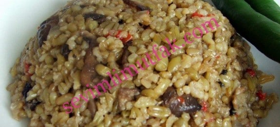 Etli Firik Pilavı Tarifi Etli Firik Pilavı Tarifi