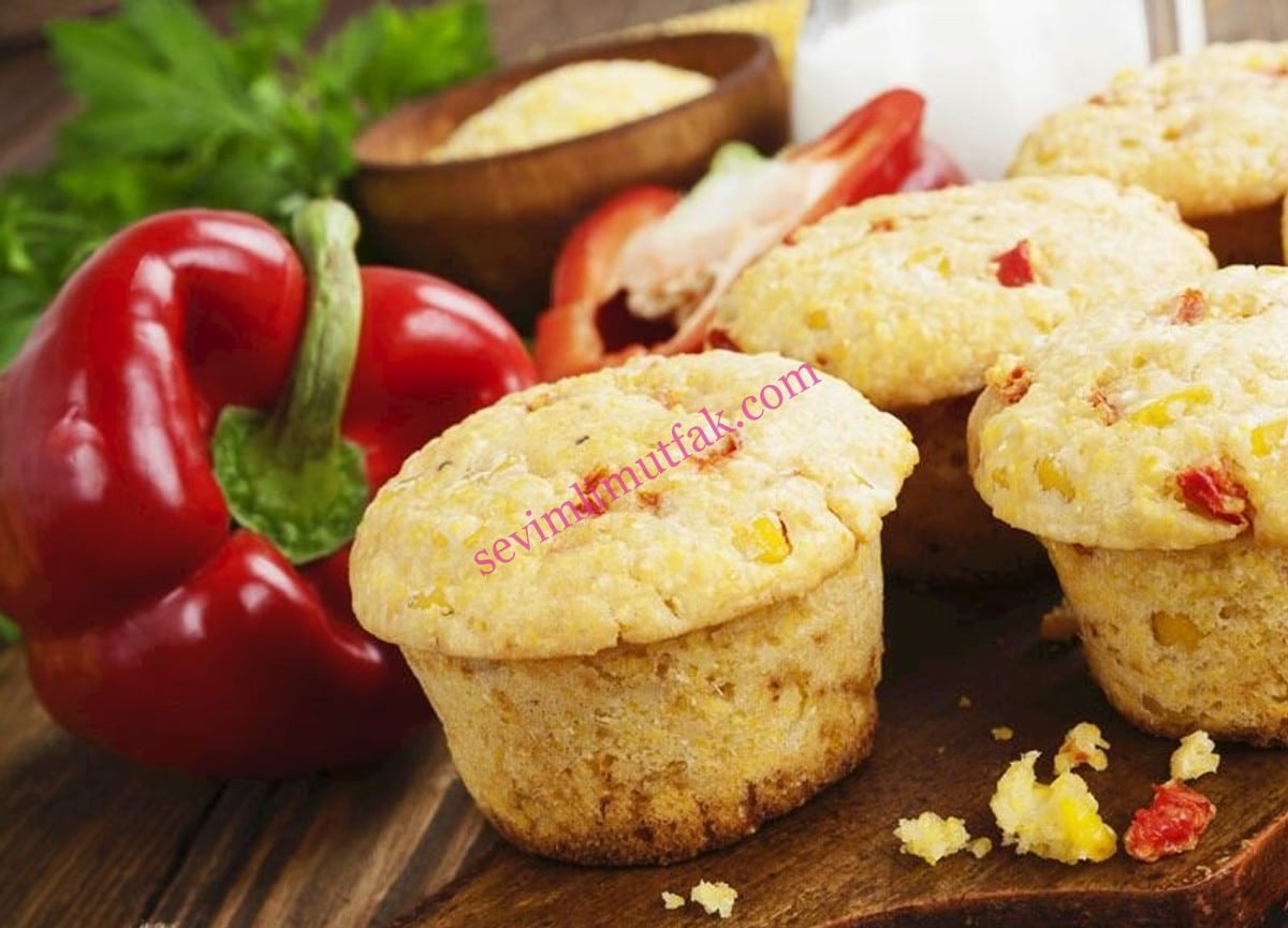 Köz Biberli Peynir Muffin Tarifi Köz Biberli Peynir Muffin Tarifi