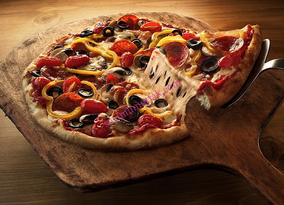 Pratik Evde Pizza Tarifi Pratik Evde Pizza Tarifi